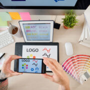 Logodesign Studie, wie kleine Unternehmen ihr Logo erstellen