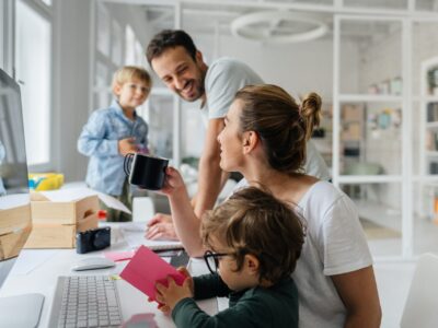Businessleben mit Kindern: Wie man Arbeit und Familie erfolgreich unter einen Hut bringt