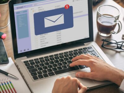 Krankmeldung per E-Mail beim Arbeitgeber korrekt übermitteln