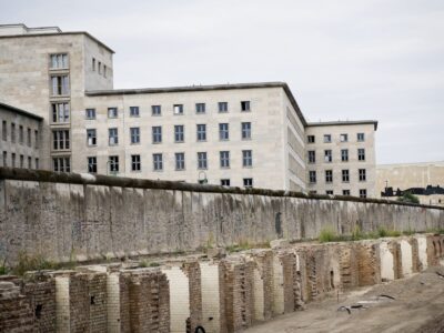 Woran erkennt man ehemalige Stasi-Mitarbeiter