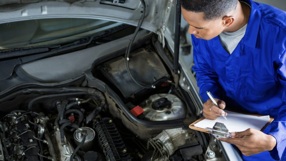KFZ-Mechatroniker Ausbildung - Gehalt im 1. Lehrjahr