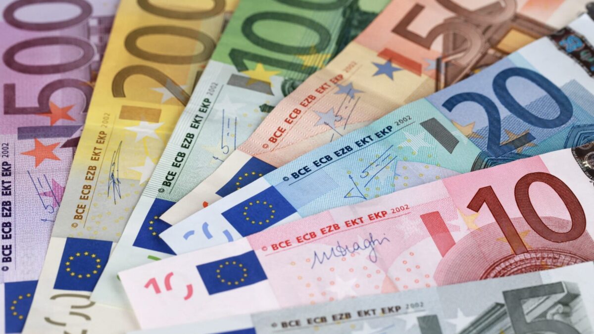 Arbeitgeber hat zu viel Geld überwiesen